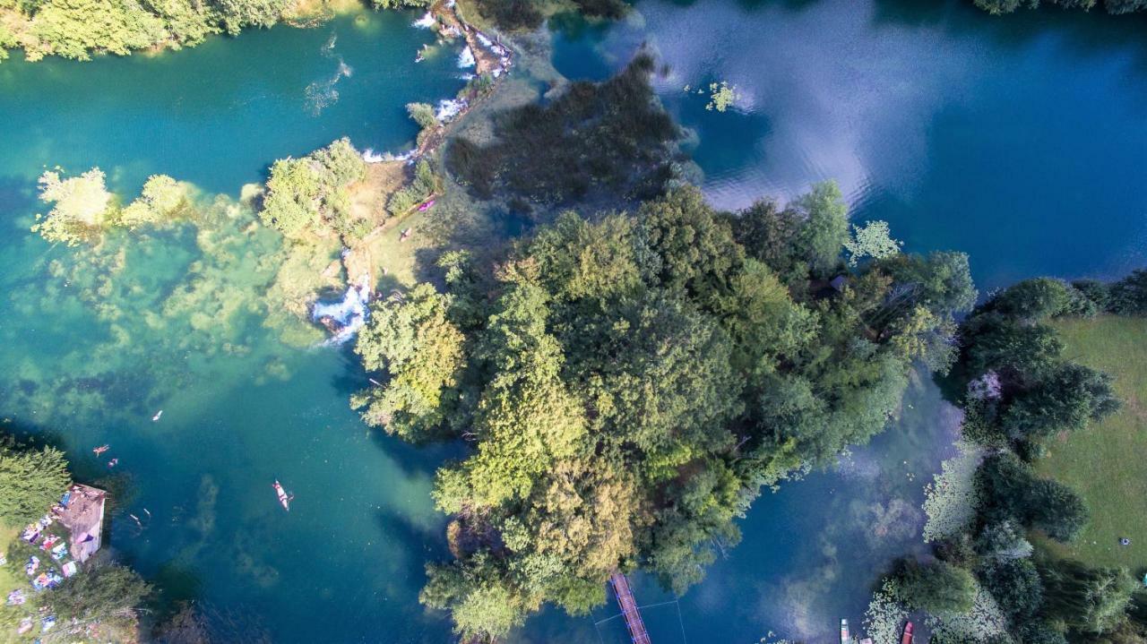 Riverland Gornji Zvečaj エクステリア 写真